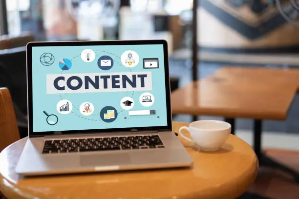 تعداد کلمات محتوا چقدر باشد|کیورد استافینگ